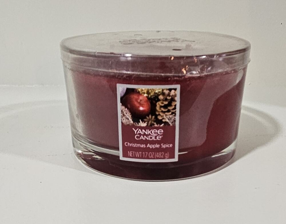 Yankee Candle Round Glass 3 Wick Christmas Apple Spice 17oz